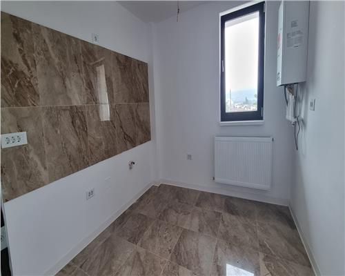 Apartament 3 camere de vanzare bloc nou Cetate