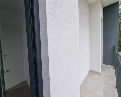 Apartament 3 camere de vanzare bloc nou Cetate