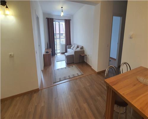 Apartament de inchiriat 3 camere etaj 2 cu lift  Centru