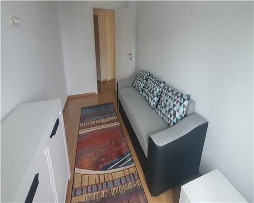 Apartament de inchiriat 3 camere etaj 2 cu lift  Centru