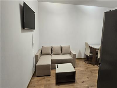 Apartament 2 camere et 1 cu boxa