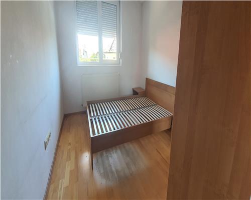 Apartament 4 camere decomandat etaj 1 Centru cu boxa