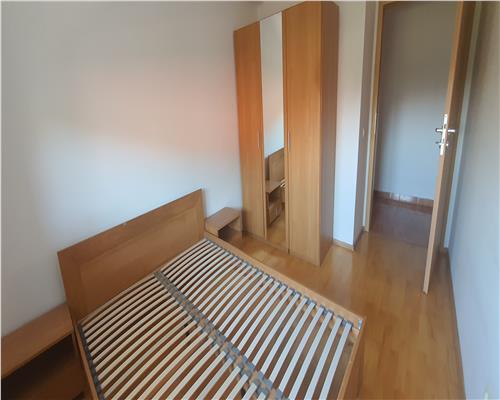 Apartament 4 camere decomandat etaj 1 Centru cu boxa