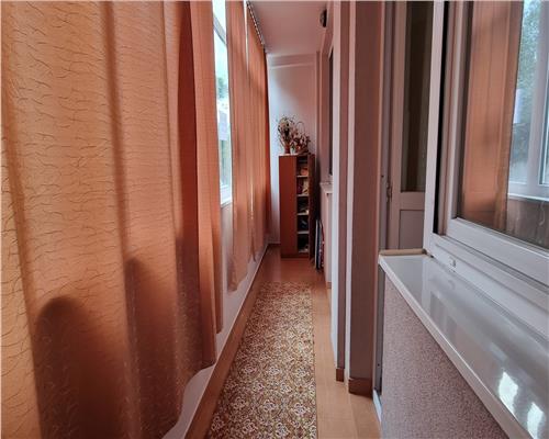 Apartament 2 camere de vanzare, zona Centru bloc nou