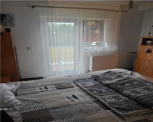 Apartament cu 3 camere cu scara interioara etaj intermediar zona Alba-Micesti