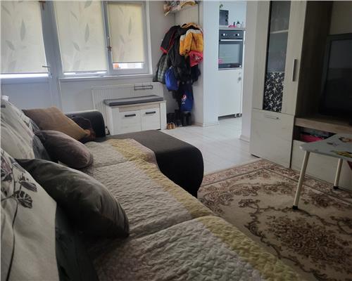 Apartament cu 3 camere cu scara interioara etaj intermediar zona Alba-Micesti