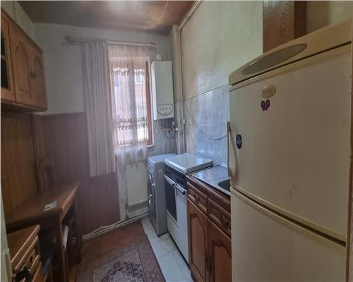 Apartament 3 camere de vanzare Cetate etaj 1