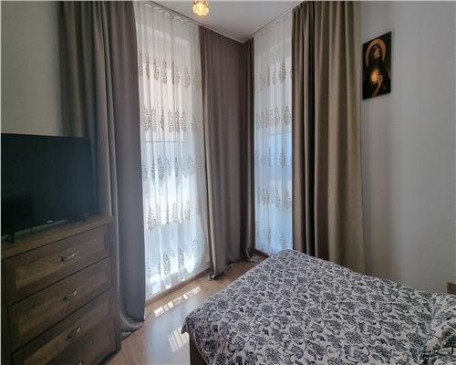 Apartament zona Centru etaj intermediar complet mobilat si utilat