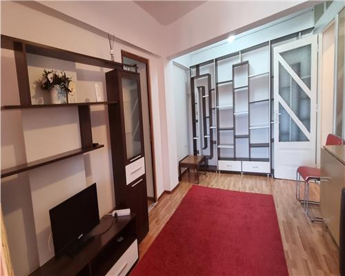 Apartament 3 camere de vanzare in Centru complet mobilat si utilat