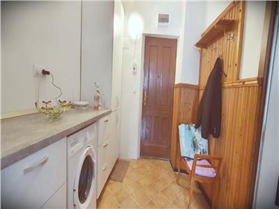 Apartament 3 camere decomandat Ampoi