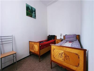 Apartament 3 camere decomandat Ampoi