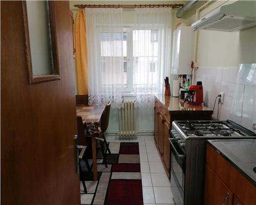 Apartament 4 camere de vanzare zona Cetate parter inalt