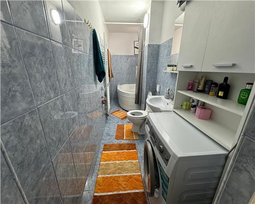 Apartament 3 camere de vanzare  zona Bulevardul Transilvaniei