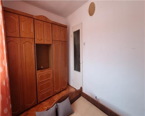 Apartament de vanzare, 2 camere, decomandat, 60 mp utili