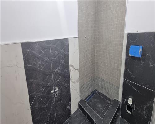 Casa cu 9 camere de vanzare zona Skit cu piscina si 896 mp teren