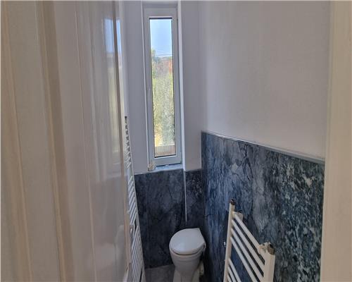 Casa cu 9 camere de vanzare zona Skit cu piscina si 896 mp teren