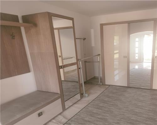 Casa pentru 2 familii in Sard 1065mp teren