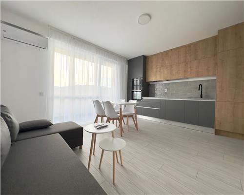 Apartament 3 camere de vanzare bloc nou, cu boxa si loc de parcare