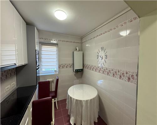 Apartament de inchiriat etaj intermediar, zona buna