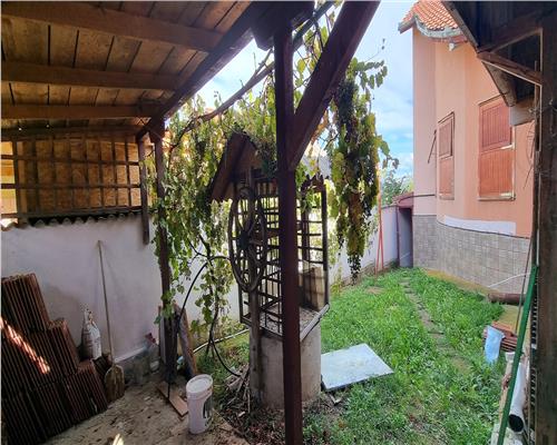 Casa cu 4 camere pe un nivel de vanzare zona Micesti  cu 877 mp teren