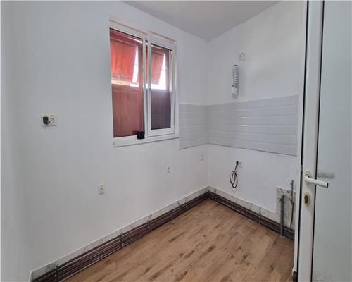 Casa cu 4 camere pe un nivel de vanzare zona Micesti  cu 877 mp teren