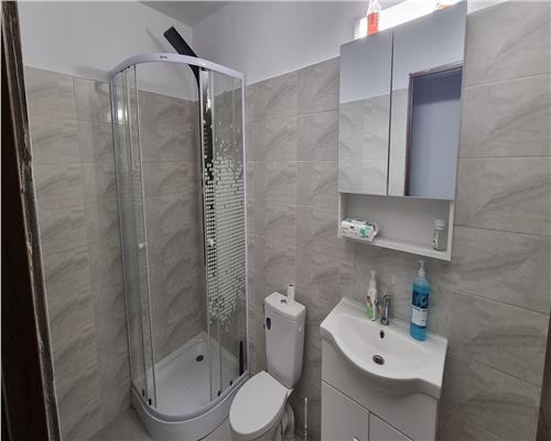 Apartament 4 camere 92 mp de vanzare etaj 2 zona Centru