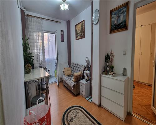 Apartament 4 camere de vanzare zona Cetate etaj 1