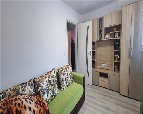 Apartament 2 camere de vanzare Cetate mobilat si utilat