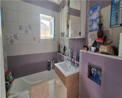 Apartament 3 camere de vanzare Cetate mobilat si utilat