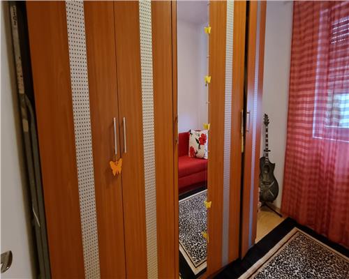 Apartament 4  camere decomandat de vanzare Centru etaj 1