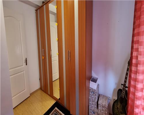 Apartament 4  camere decomandat de vanzare Centru etaj 1