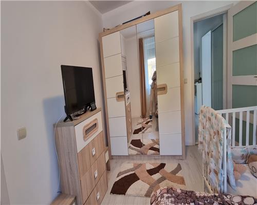 Apartament 3 camere la casa de vanzare zona Centru mobilat si utilat