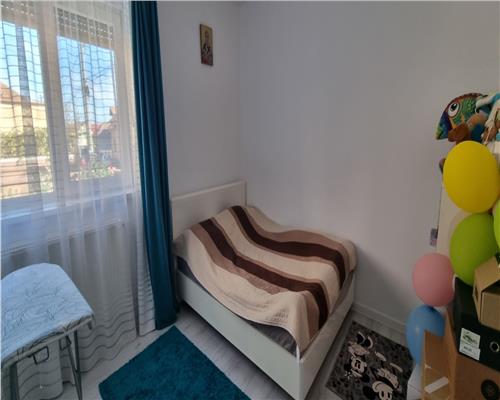 Apartament 3 camere la casa de vanzare zona Centru mobilat si utilat