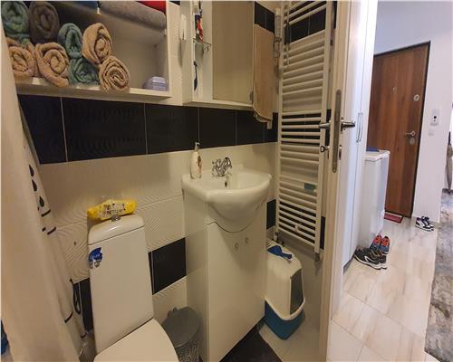 Apartament 3 camere decomandat bloc nou Cetate