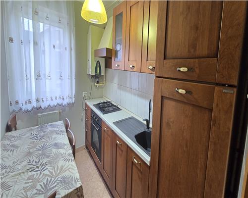 Apartament 2 camere etaj 1 Cetate