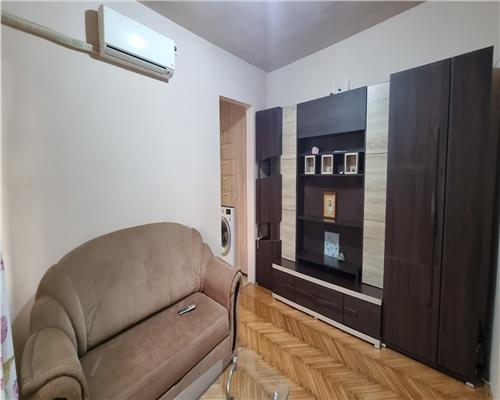 Apartament 2 camere de vanzare zona Cetate Bulevardul