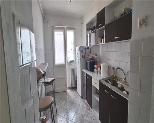 Apartament 4 camere de vanzare zona Closca