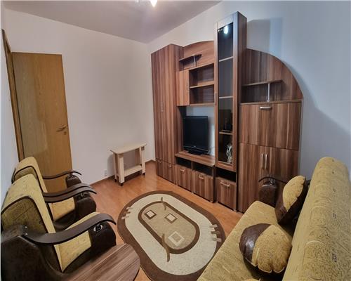 Apartament 3 camere de vanzare Cetate etaj 3