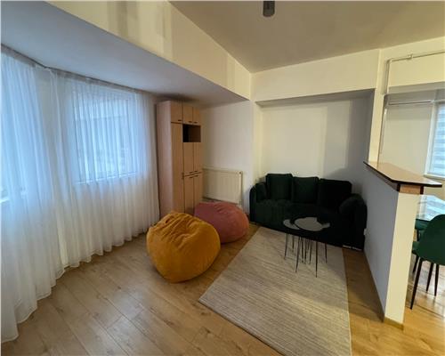 Apartament de inchiriat 2 camere, zona centru , etaj 6 din 10