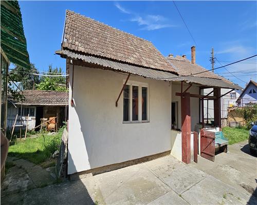 Casa de vanzare in Lancram 1600mp teren,