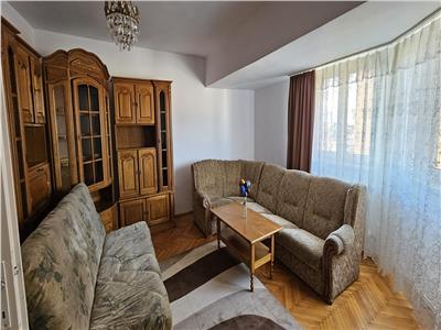 Apartament de inchiriat decomandat zona Centru