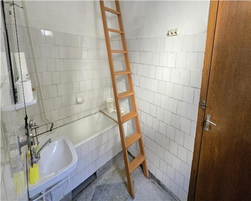 Casa tip duplex de vanzare Cetate zona deosebita