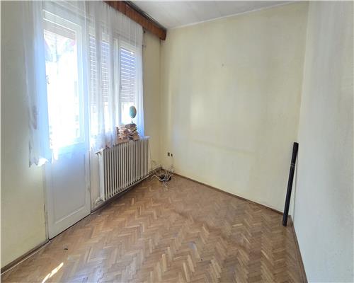 Casa tip duplex de vanzare Cetate zona deosebita