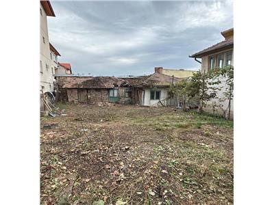 Casa si teren de vanzare in zona 0 a orasului Alba Iulia