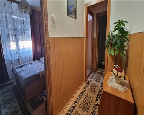 Apartament 3  camere de vanzare in Centru