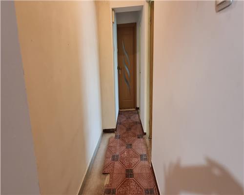 Apartament 3 camere foste proprietati de vanzare, etaj intermediar