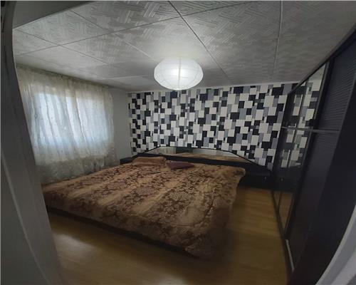 Apartament 2 camere de vanzare zona Cetate