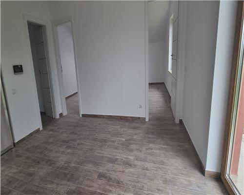 Apartament 3 camere de vanzare la mansarda finisat cu materiale de calitate superioara