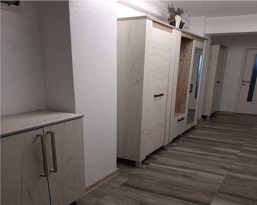 Apartament 2 camere bloc nou etaj intermediar