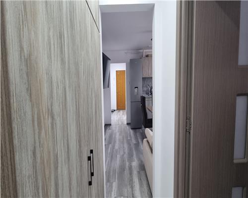 Apartament 3 camere supefinisat zona Cetate